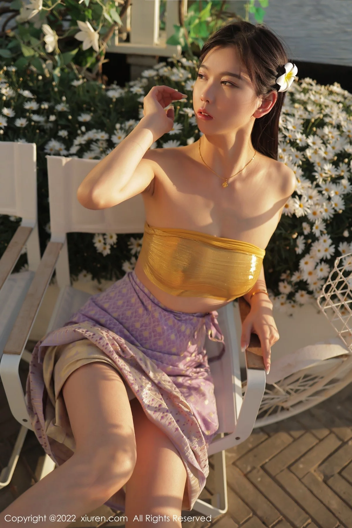 [[XiuRen秀人网]秀人网]No.5135_模特李雅柔大理旅拍洱海场景黄色抹胸服饰秀高挑身材诱惑写真67P