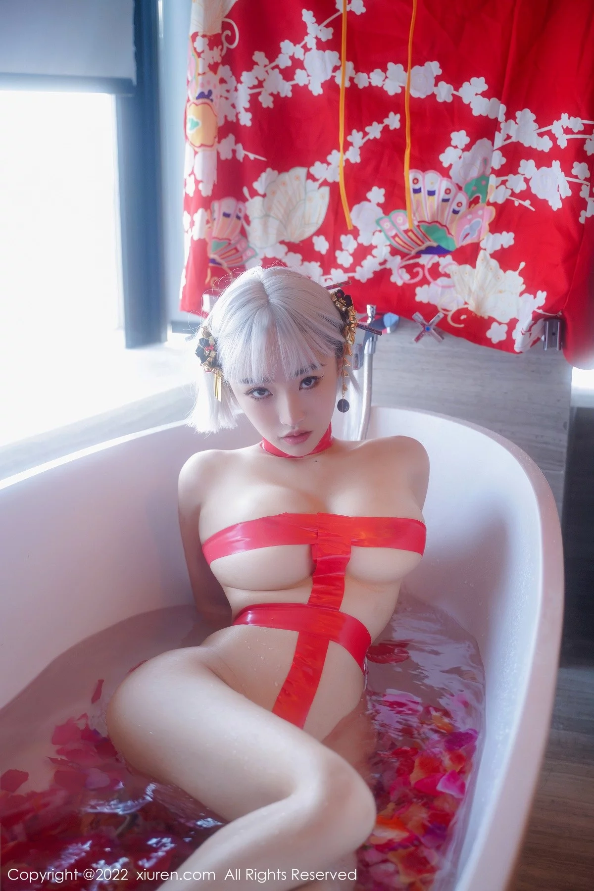 [[XiuRen秀人网]秀人网]No.5134_模特西门小玉蒸汽浴室里红带裹身秀火辣身材傲人豪乳诱惑写真66P