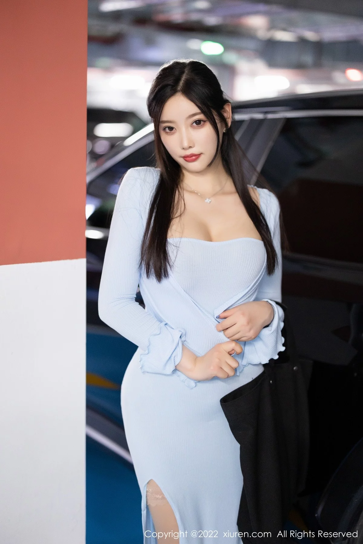 [[XiuRen秀人网]秀人网]No.5144_女神杨晨晨Yome都市丽人系列淡蓝长裙配蕾丝袜完美诱惑写真101P