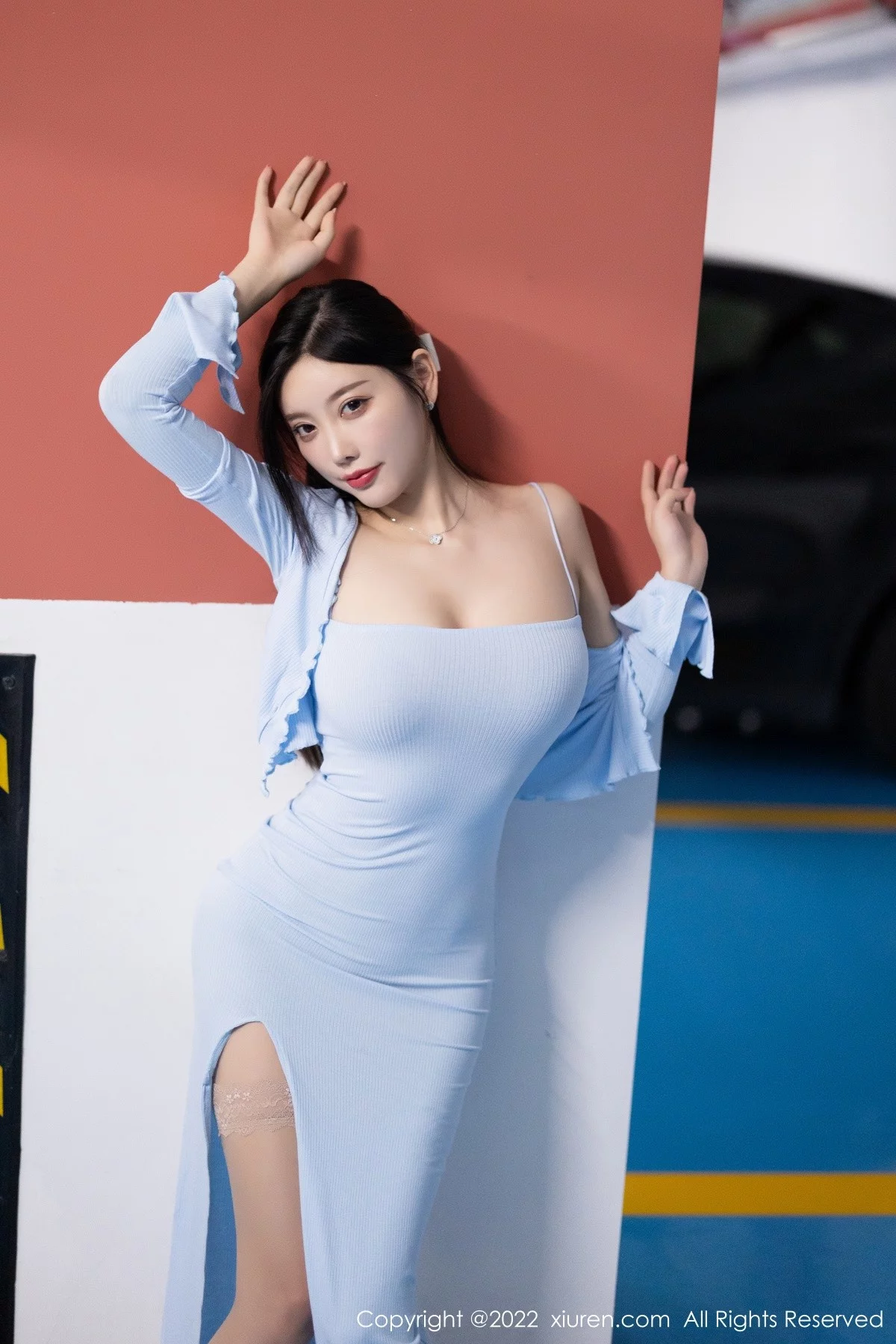 [[XiuRen秀人网]秀人网]No.5144_女神杨晨晨Yome都市丽人系列淡蓝长裙配蕾丝袜完美诱惑写真101P