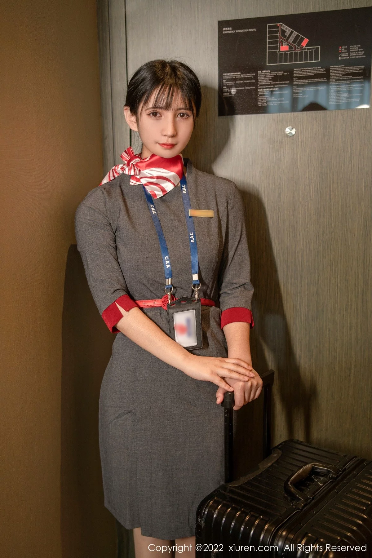 [[XiuRen秀人网]秀人网]No.5149_模特久久Aimee客服制服露黑色连体衣配开档肉丝秀翘臀诱惑写真64P