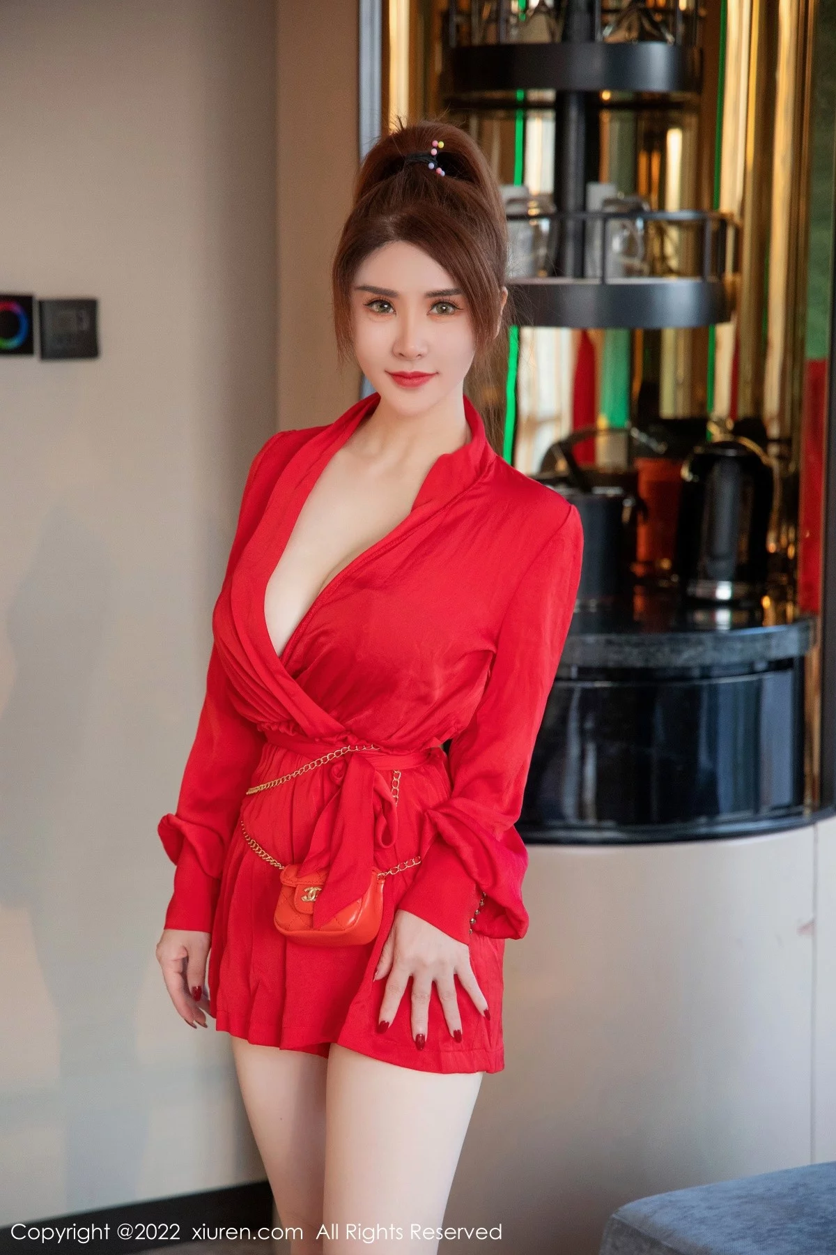 [[XiuRen秀人网]秀人网]No.5150_模特潘娇娇私房脱性感红色睡衣露黑色内衣秀巨乳肥臀诱惑写真55P