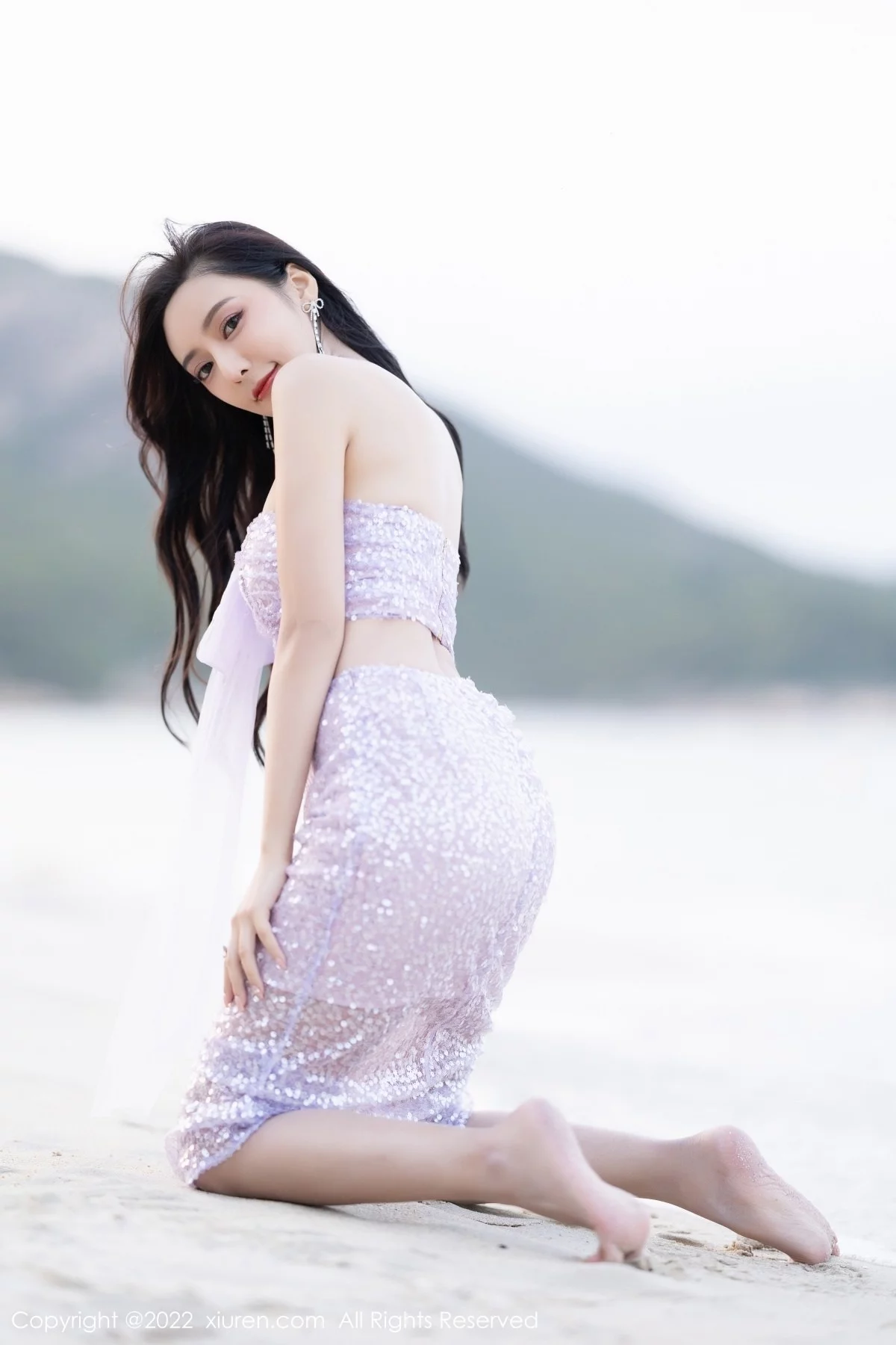 [[XiuRen秀人网]秀人网]No.5161_女神王馨瑶yanni厦门旅拍黑色轻透内衣配黑丝吊袜完美诱惑写真90P