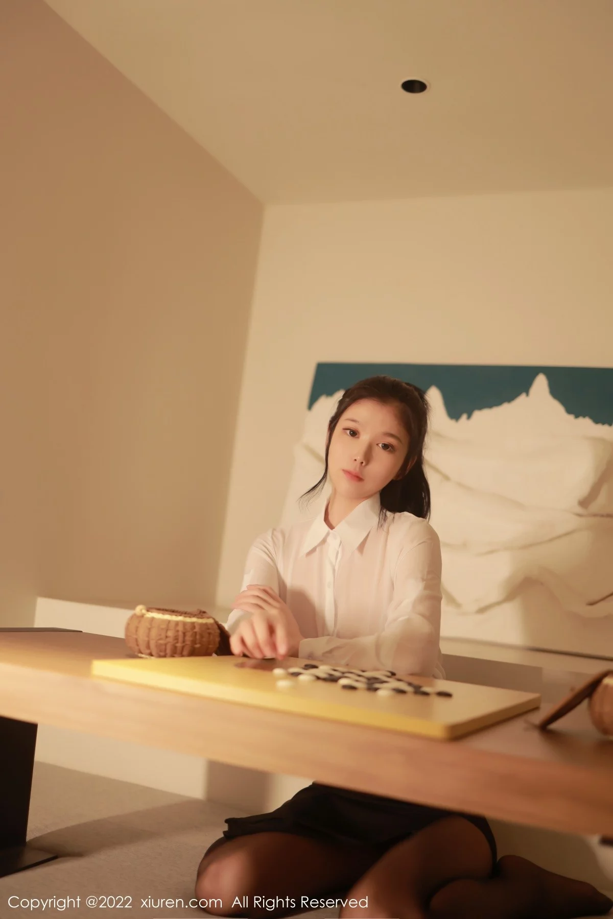 [[XiuRen秀人网]秀人网]No.5057_模特李雅柔白色轻透上衣配黑色短裙露开档黑丝秀翘臀诱惑写真65P