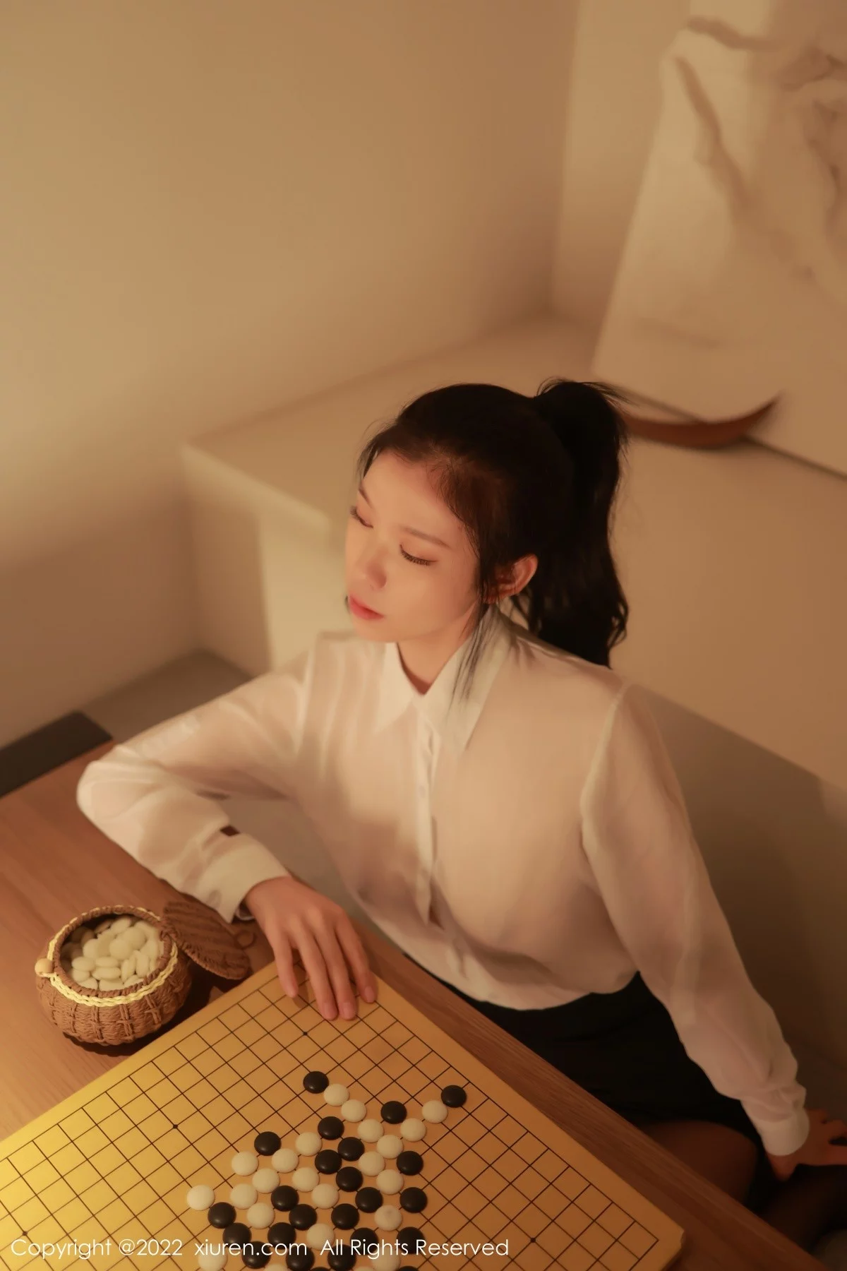 [[XiuRen秀人网]秀人网]No.5057_模特李雅柔白色轻透上衣配黑色短裙露开档黑丝秀翘臀诱惑写真65P