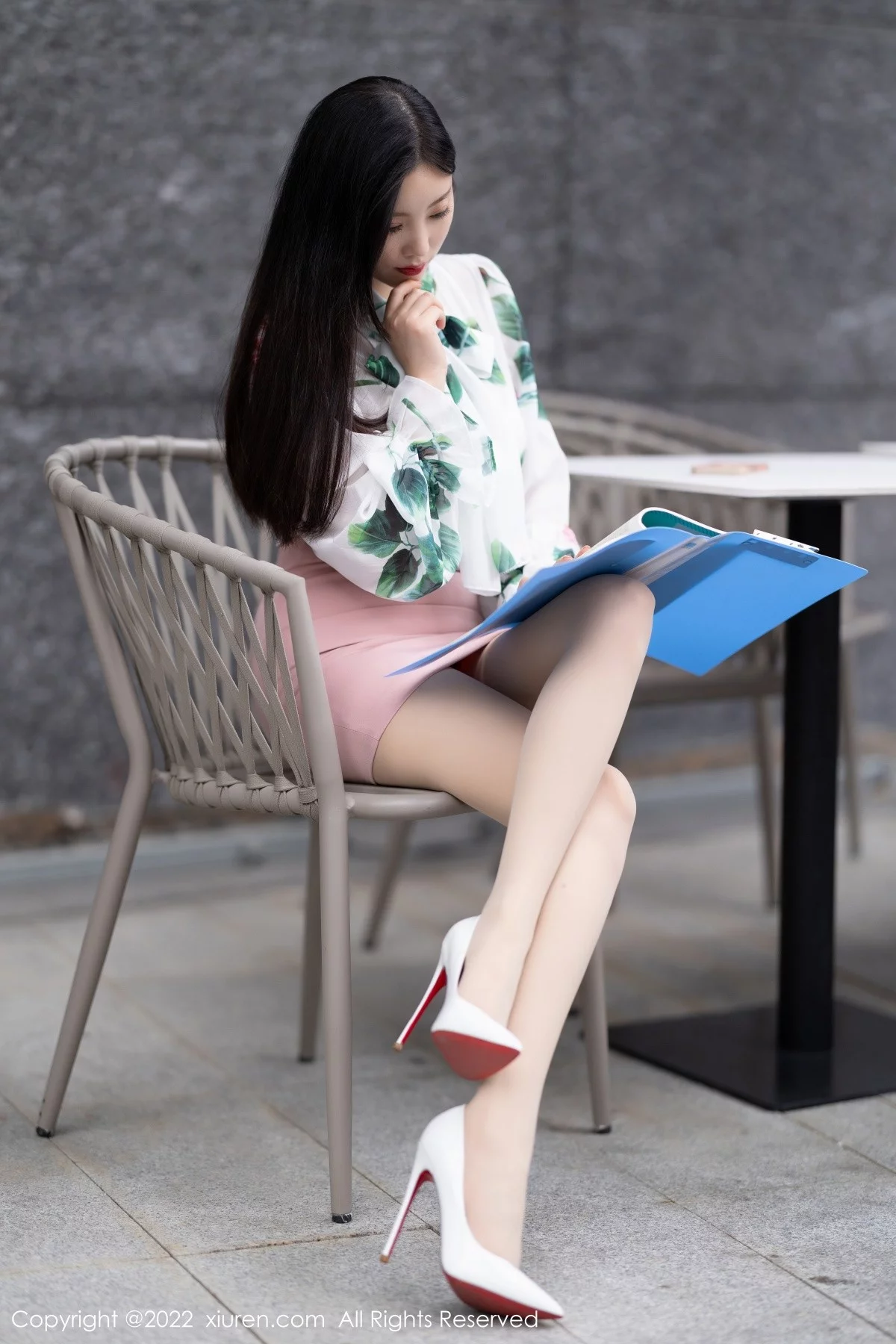 [[XiuRen秀人网]秀人网]No.5171_模特杨晨晨Yome都市丽人系列私房半脱露超薄肉丝完美诱惑写真81P