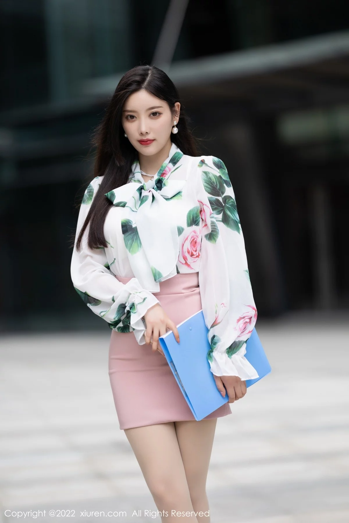 [[XiuRen秀人网]秀人网]No.5171_模特杨晨晨Yome都市丽人系列私房半脱露超薄肉丝完美诱惑写真81P