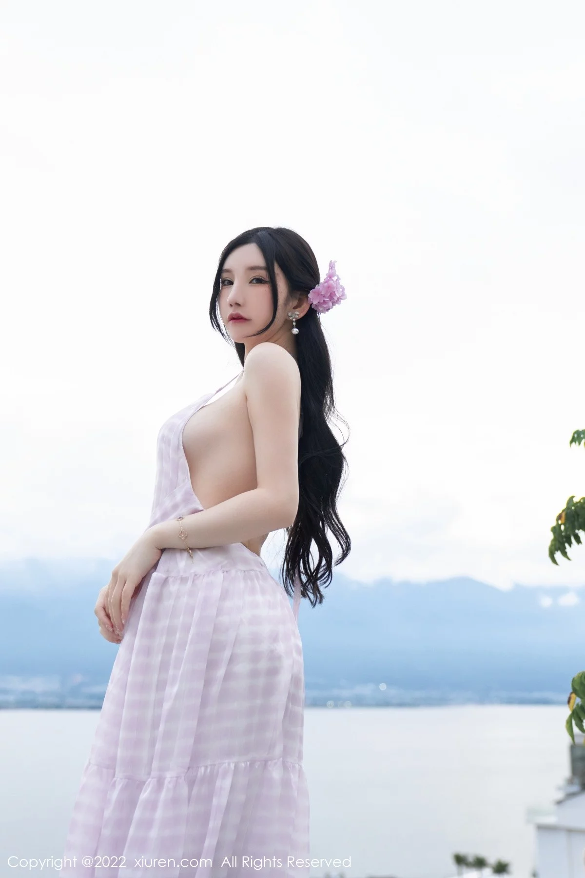 [[XiuRen秀人网]秀人网]No.5207_女神周于希Sally心愿旅拍脱连衣长裙露性感白色网纱内衣诱惑写真79P