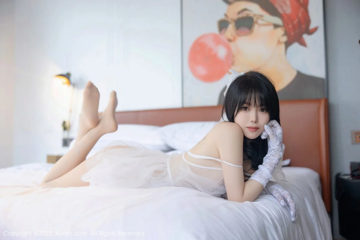 [[XiuRen秀人网]秀人网]No.5212_模特奶瓶私房性感白色婚纱服饰配白色丝袜秀翘臀美腿诱惑写真89P