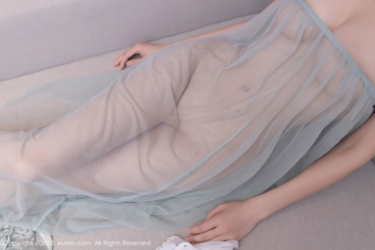 [[XiuRen秀人网]秀人网]No.5213_模特陆萱萱广州-云南旅拍性感轻透薄纱连衣长裙撩人诱惑写真71P