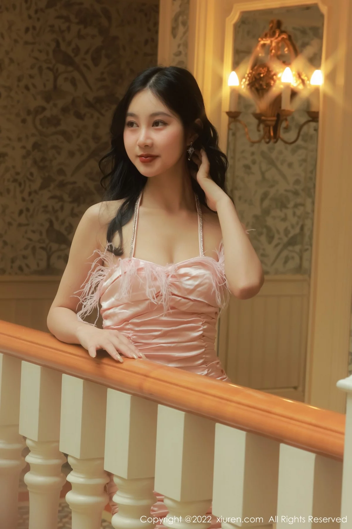 [[XiuRen秀人网]秀人网]No.5235_模特谢晚晚澳门旅拍性感粉色吊带配超薄肉丝半脱秀翘臀诱惑写真52P