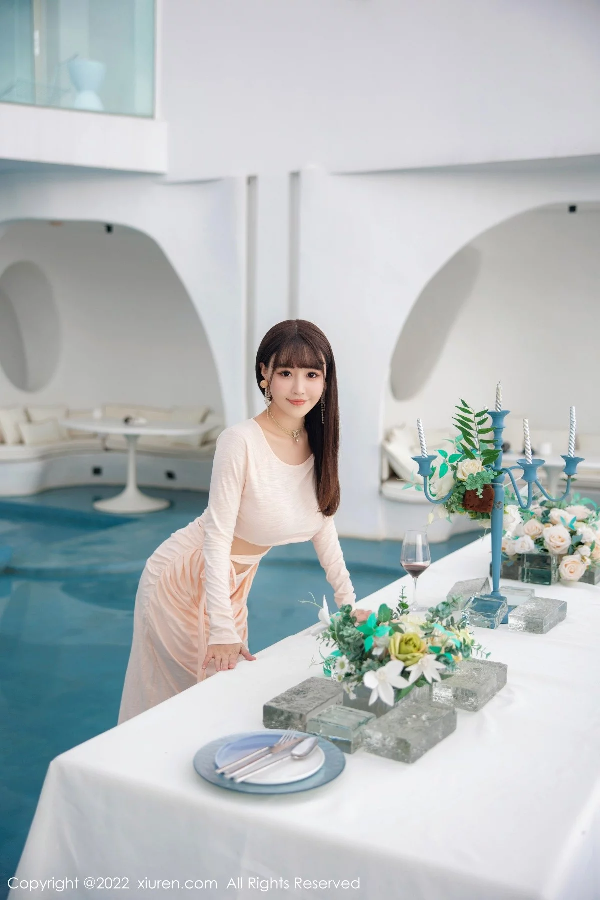 [[XiuRen秀人网]秀人网]No.5248_女神朱可儿Flora大理旅拍浅色镂空连衣裙配超薄肉丝撩人诱惑写真90P