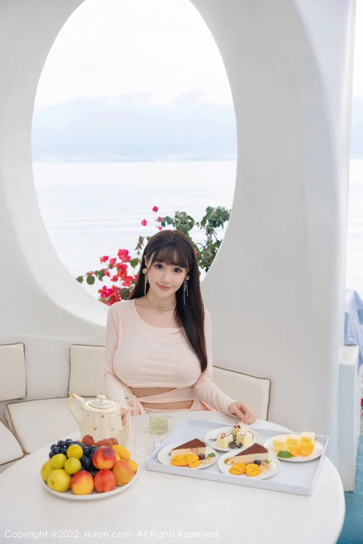 [[XiuRen秀人网]秀人网]No.5248_女神朱可儿Flora大理旅拍浅色镂空连衣裙配超薄肉丝撩人诱惑写真90P