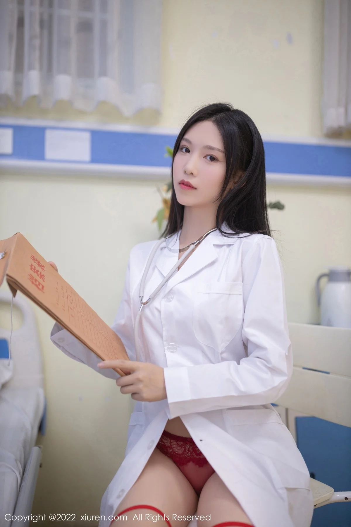 [[XiuRen秀人网]秀人网]No.5267_模特利世脱性感白色护士服露暗红色蕾丝内衣超薄肉丝诱惑写真74P