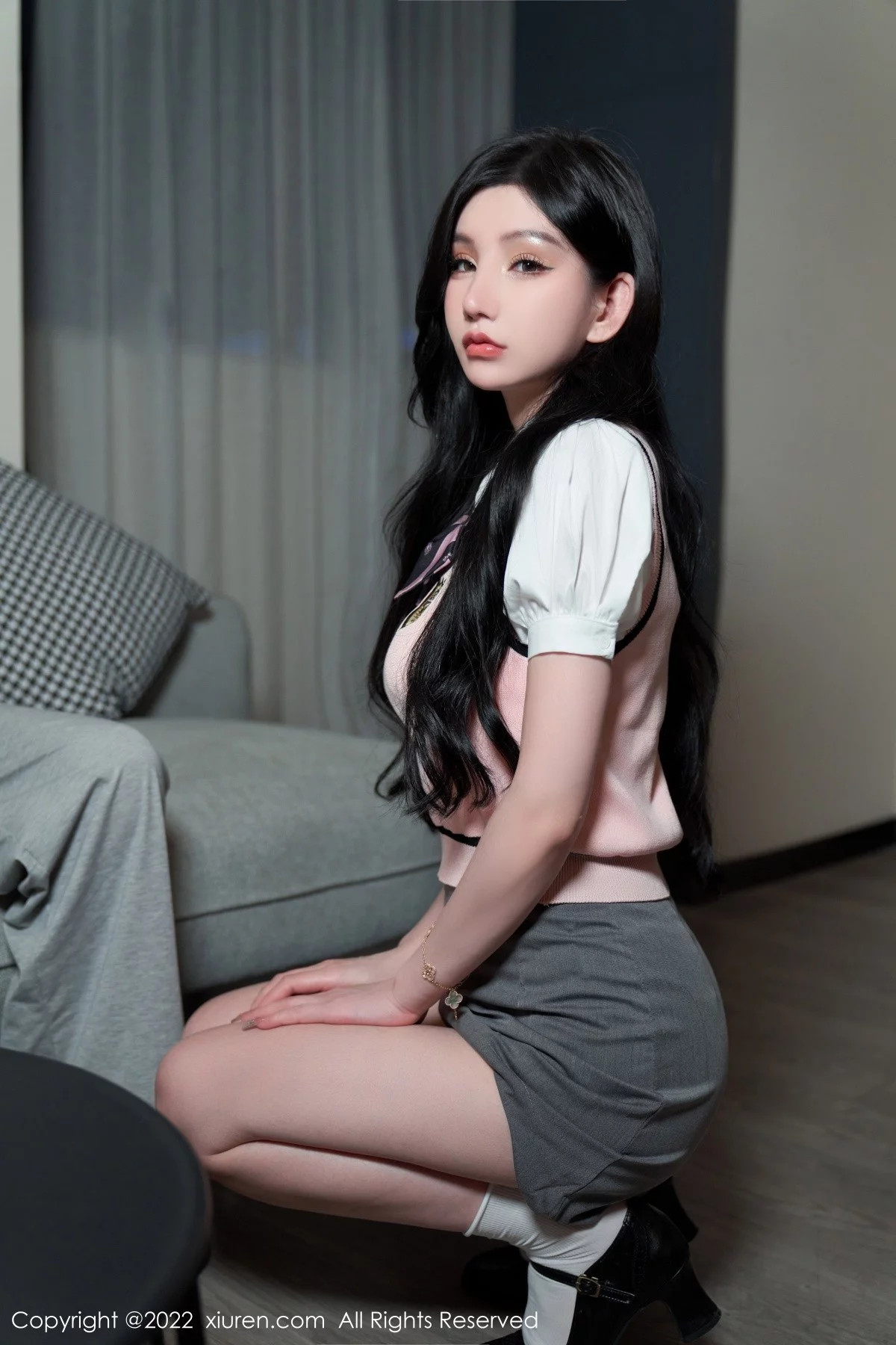 [[XiuRen秀人网]秀人网]No.5285_女神周于希Sally心愿旅拍私房情趣捆绑露淡粉蕾丝内衣诱惑写真86P