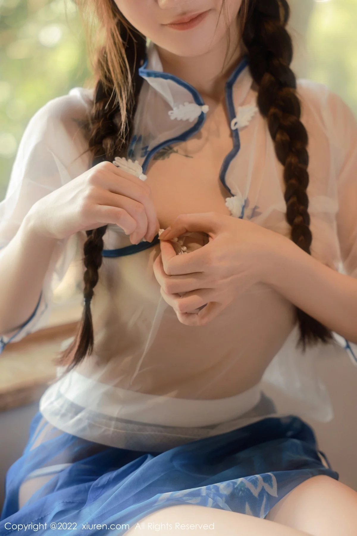 [[XiuRen秀人网]秀人网]No.5287_模特古月小同学性感轻透古装服饰+红色情趣捆绑撩人诱惑写真54P