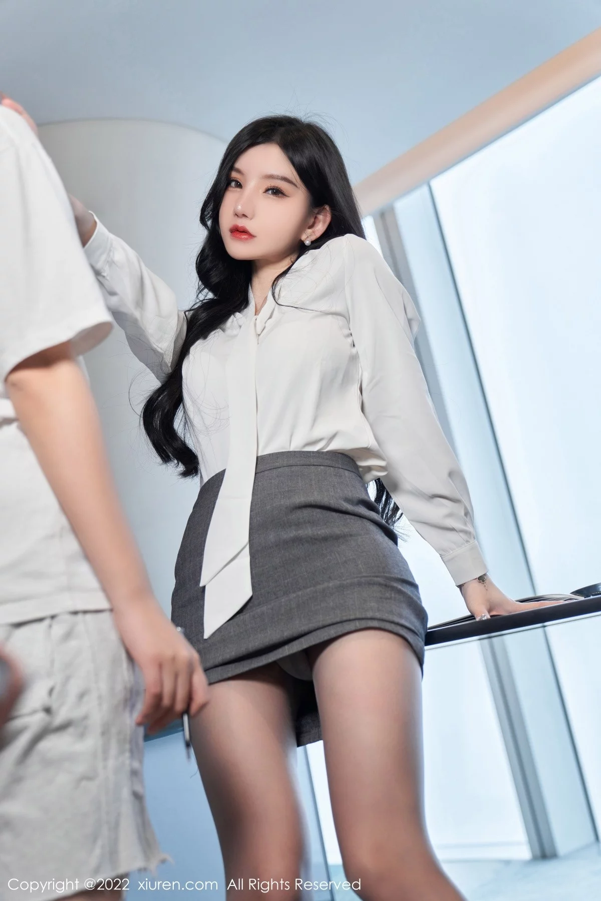 [[XiuRen秀人网]秀人网]No.5177_女神周于希Sally心愿旅拍性感职业装+黑色情趣服饰完美诱惑写真81P