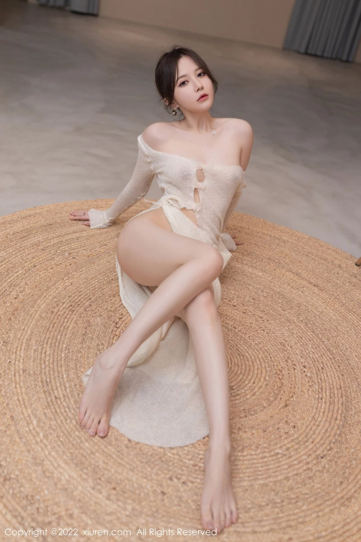 [[XiuRen秀人网]秀人网]No.5191_模特鱼子酱Fish广州-云南旅拍米色轻透服饰秀曼妙身材诱惑写真82P