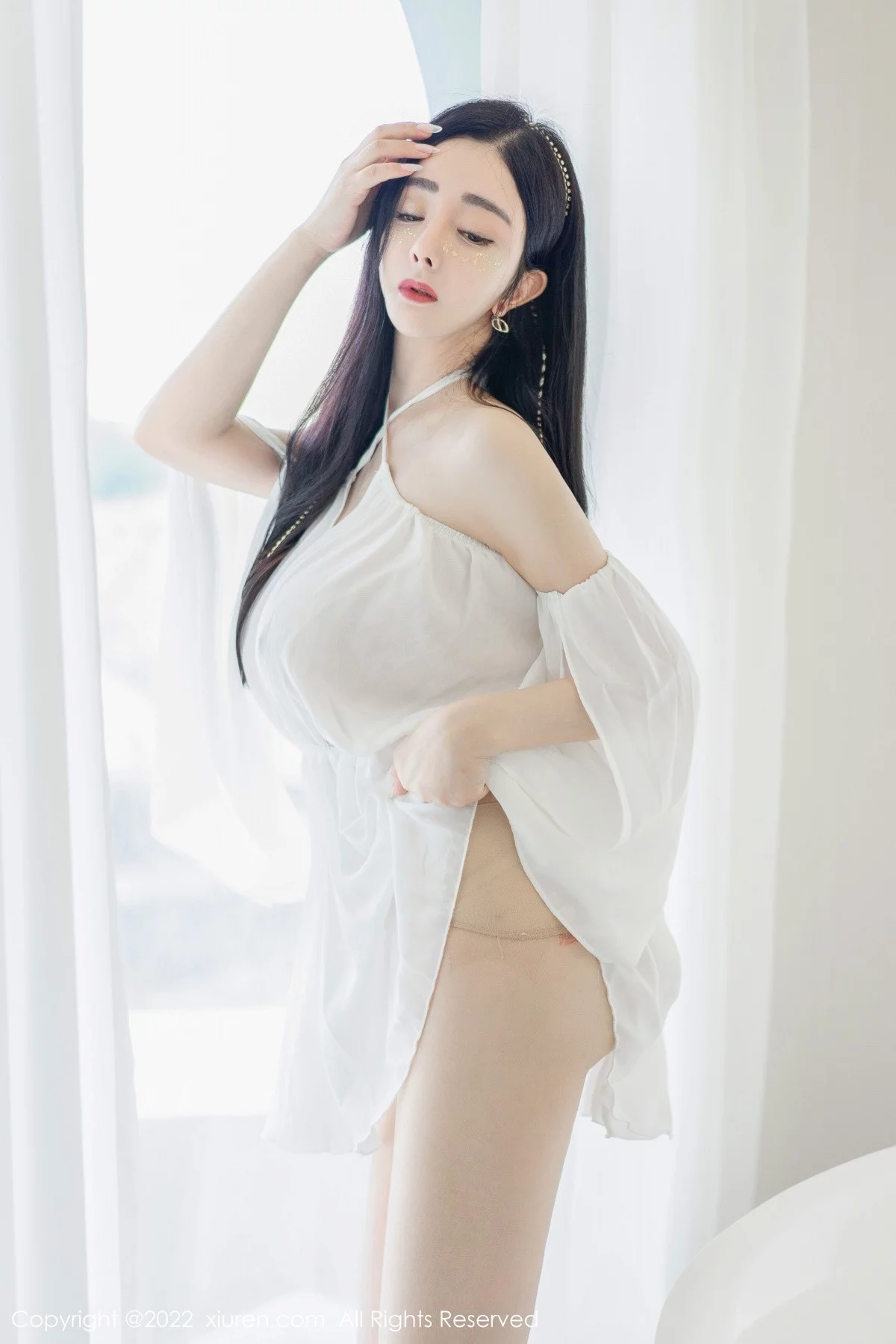 [[XiuRen秀人网]秀人网]No.5188_模特允爾云南心愿旅拍浴室白色轻透服饰湿身秀丰满身材诱惑写真51P