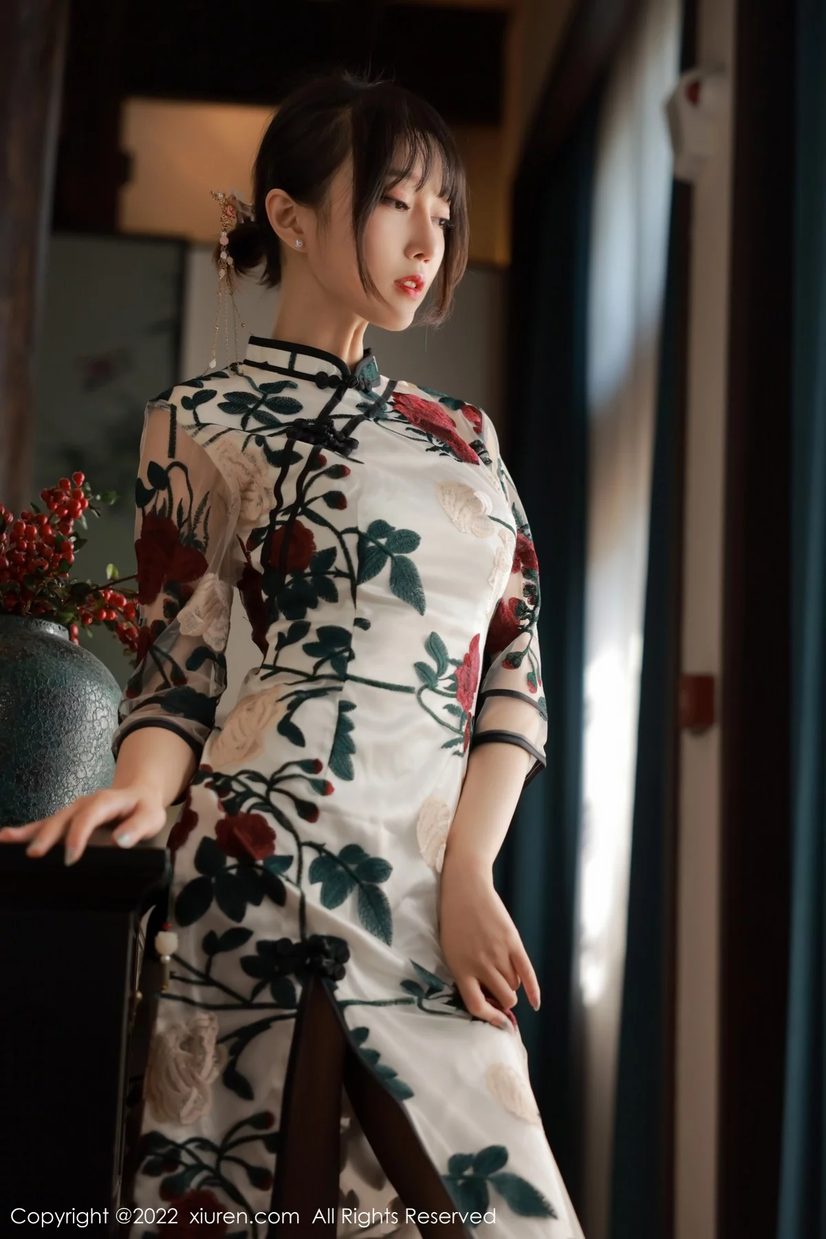 [[XiuRen秀人网]秀人网]No.5199_模特玥儿玥er澳门旅拍半脱露黑色轻透内衣配超薄黑丝诱惑写真77P