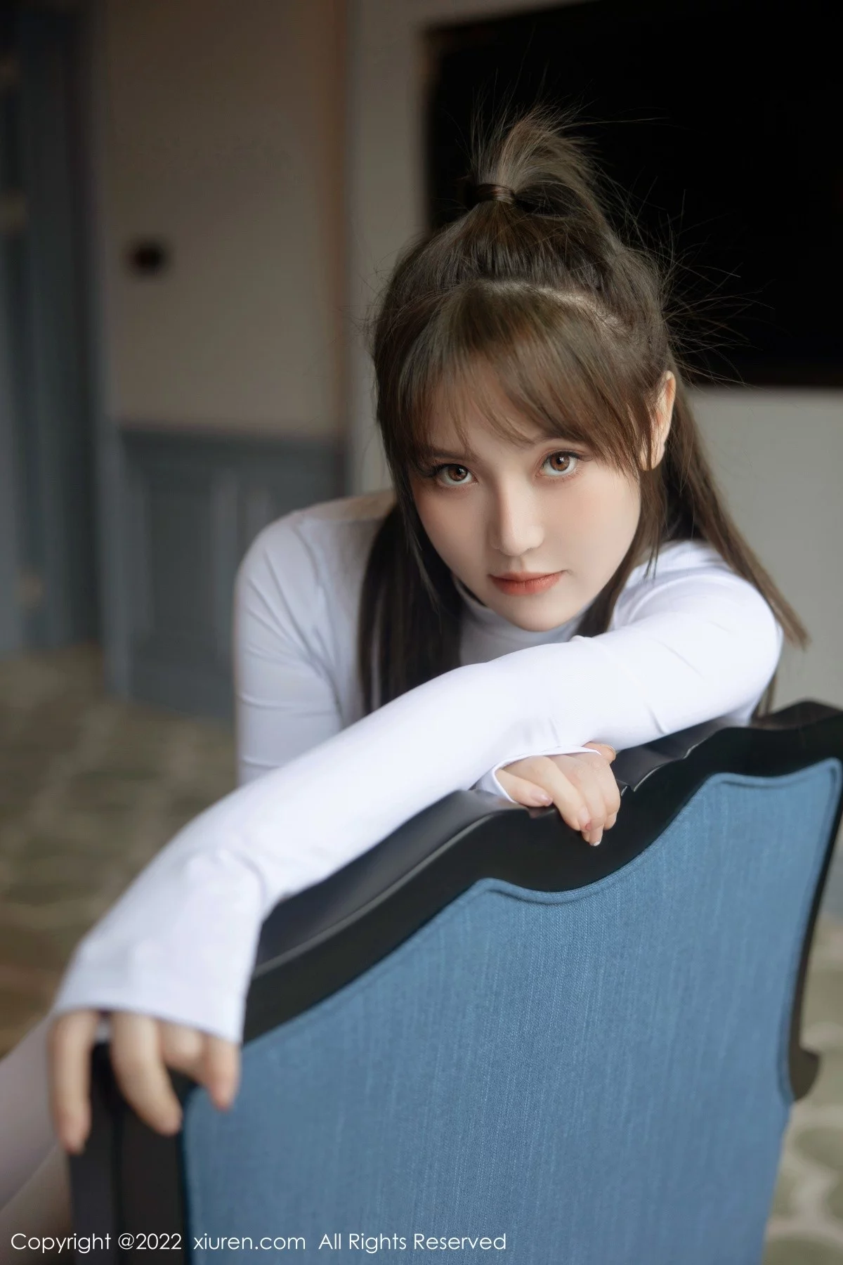 [[XiuRen秀人网]秀人网]No.5304_模特豆瓣酱私房性感白色轻透服饰配白丝袜秀丰满身材诱惑写真87P