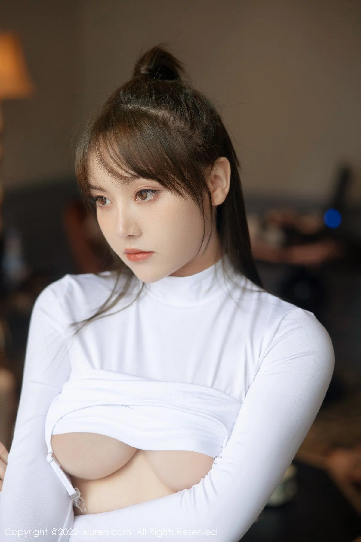 [[XiuRen秀人网]秀人网]No.5304_模特豆瓣酱私房性感白色轻透服饰配白丝袜秀丰满身材诱惑写真87P