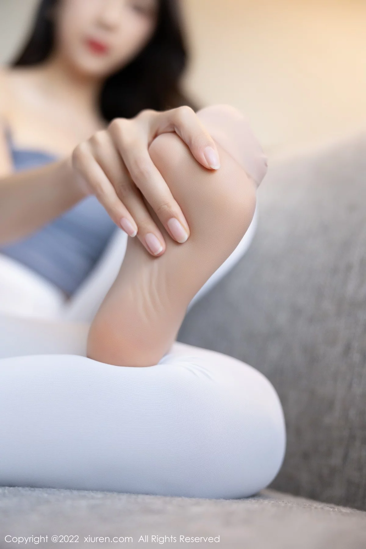 [[XiuRen秀人网]秀人网]No.5351_模特林乐一性感蓝色收身衣配轻透白色长裤秀苗条身材诱惑写真76P