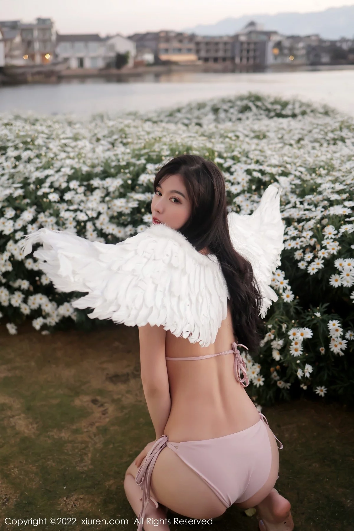 [[XiuRen秀人网]秀人网]No.5363_模特李雅柔户外+室内天使翅膀配性感比基尼秀高挑身材诱惑写真54P