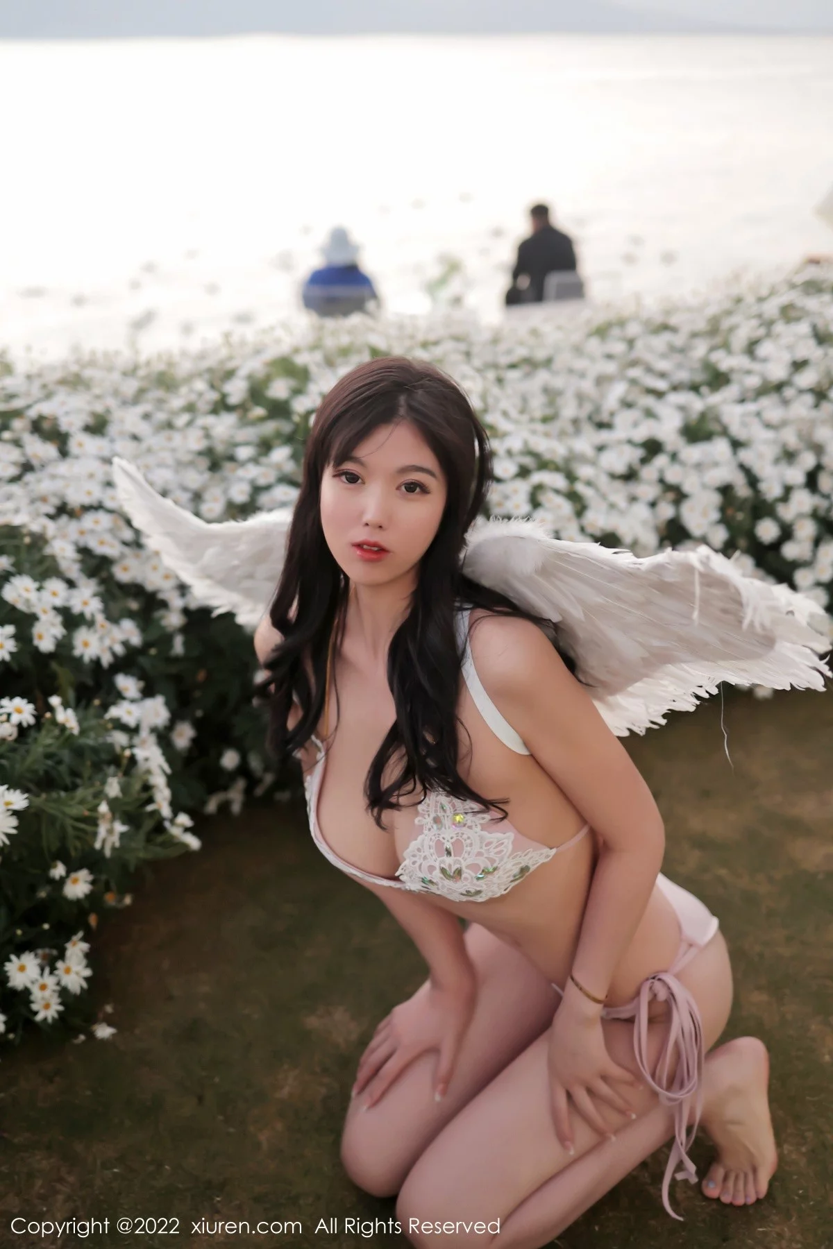 [[XiuRen秀人网]秀人网]No.5363_模特李雅柔户外+室内天使翅膀配性感比基尼秀高挑身材诱惑写真54P