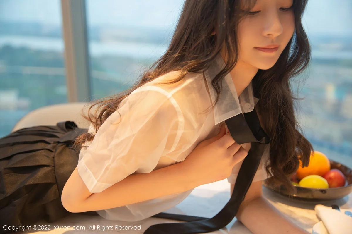 [[XiuRen秀人网]秀人网]No.5385_模特熊小诺性感轻透白T配黑色短裙露超薄无内黑丝极致诱惑写真72P