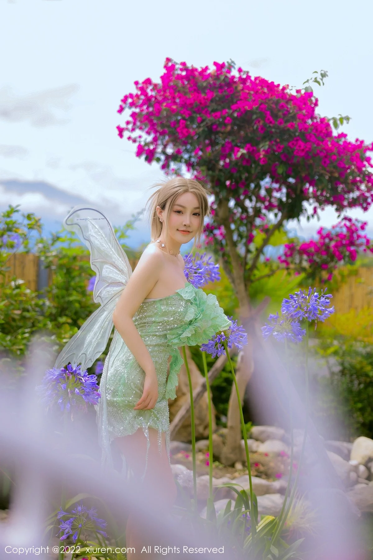 [[XiuRen秀人网]秀人网]No.5382_女神朱可儿Flora大理旅拍绿色精灵服饰低胸秀傲人豪乳诱惑写真68P