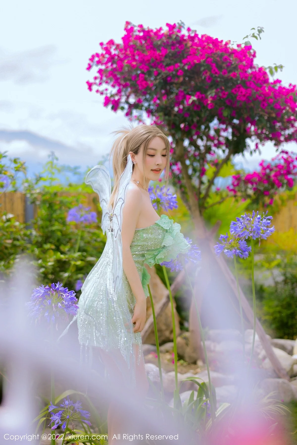 [[XiuRen秀人网]秀人网]No.5382_女神朱可儿Flora大理旅拍绿色精灵服饰低胸秀傲人豪乳诱惑写真68P