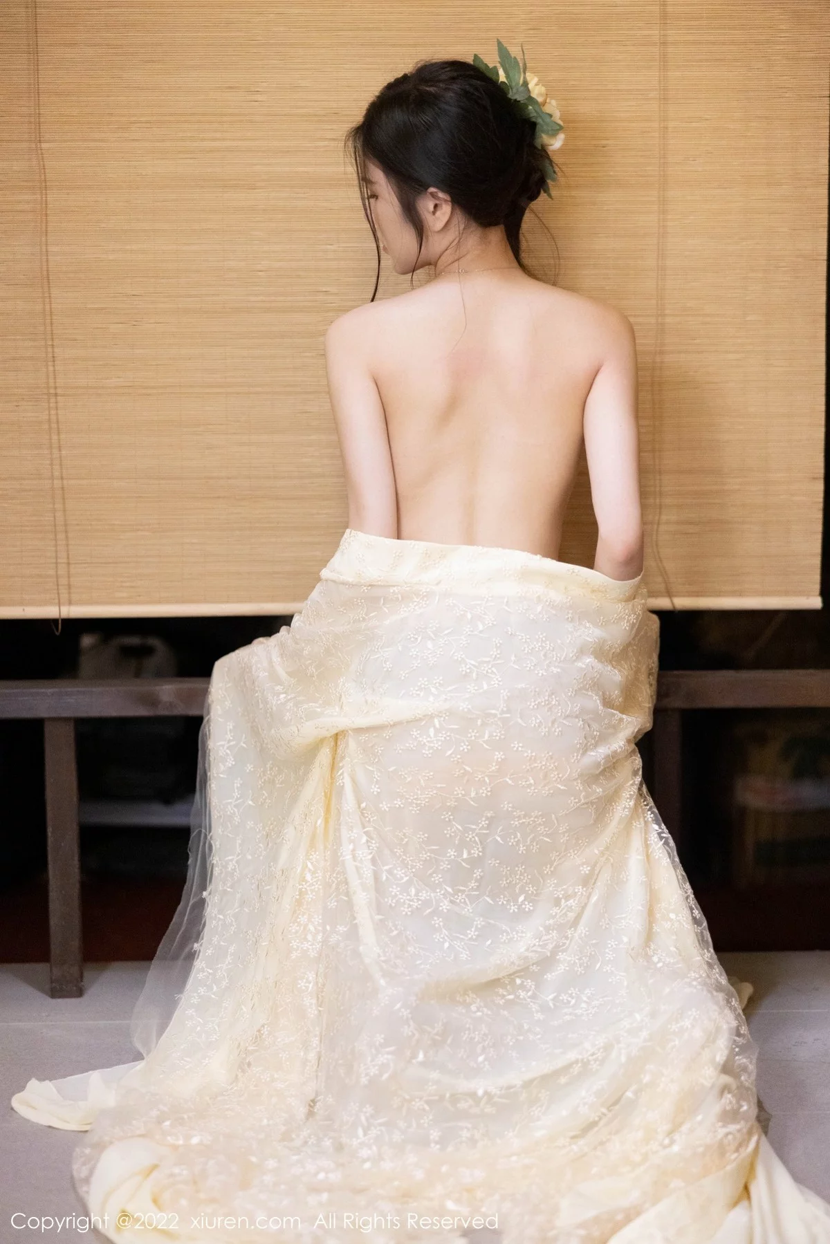 [[XiuRen秀人网]秀人网]No.5387_模特媛媛酱belle淡黄轻透古装服配超薄肉丝秀惹火身材诱惑写真60P