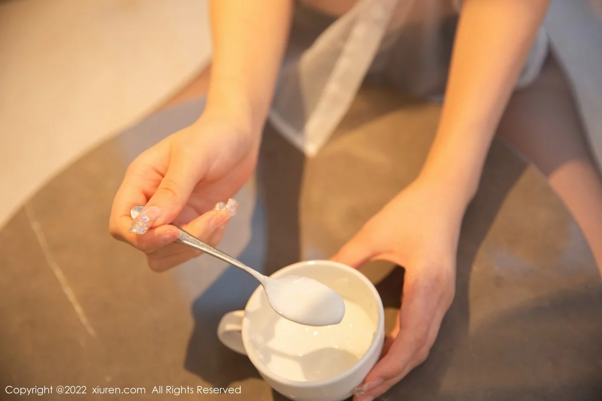 [[XiuRen秀人网]秀人网]No.5385_模特熊小诺性感轻透白T配黑色短裙露超薄无内黑丝极致诱惑写真72P