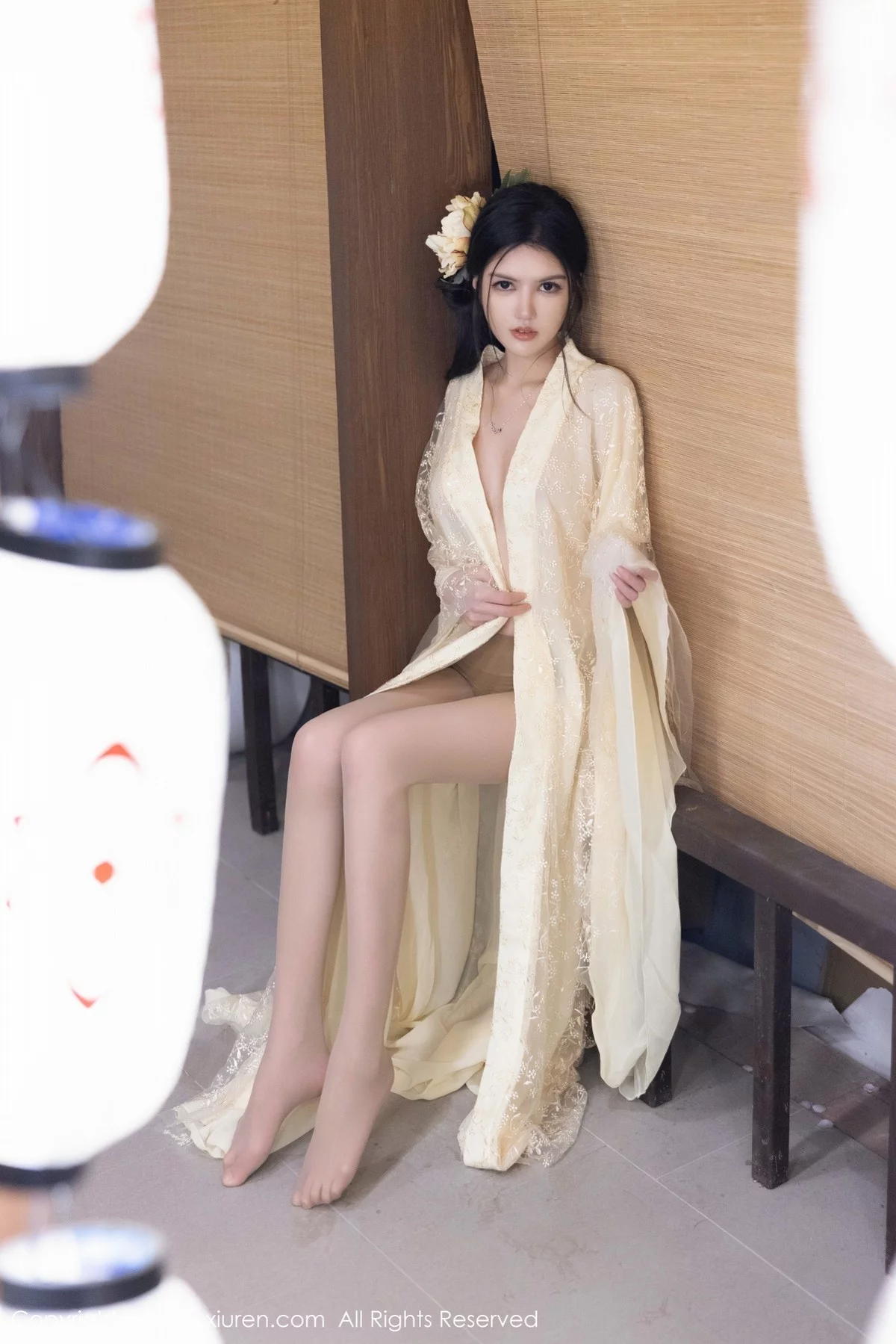 [[XiuRen秀人网]秀人网]No.5387_模特媛媛酱belle淡黄轻透古装服配超薄肉丝秀惹火身材诱惑写真60P