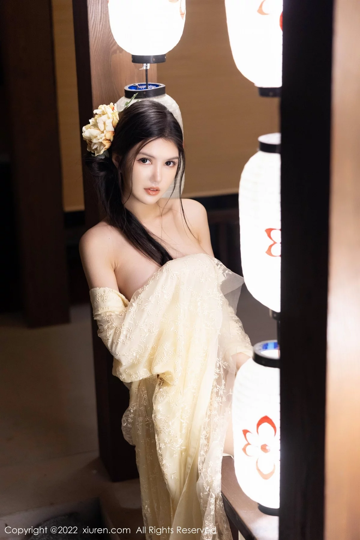 [[XiuRen秀人网]秀人网]No.5387_模特媛媛酱belle淡黄轻透古装服配超薄肉丝秀惹火身材诱惑写真60P