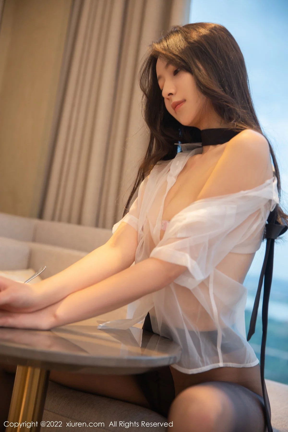 [[XiuRen秀人网]秀人网]No.5385_模特熊小诺性感轻透白T配黑色短裙露超薄无内黑丝极致诱惑写真72P