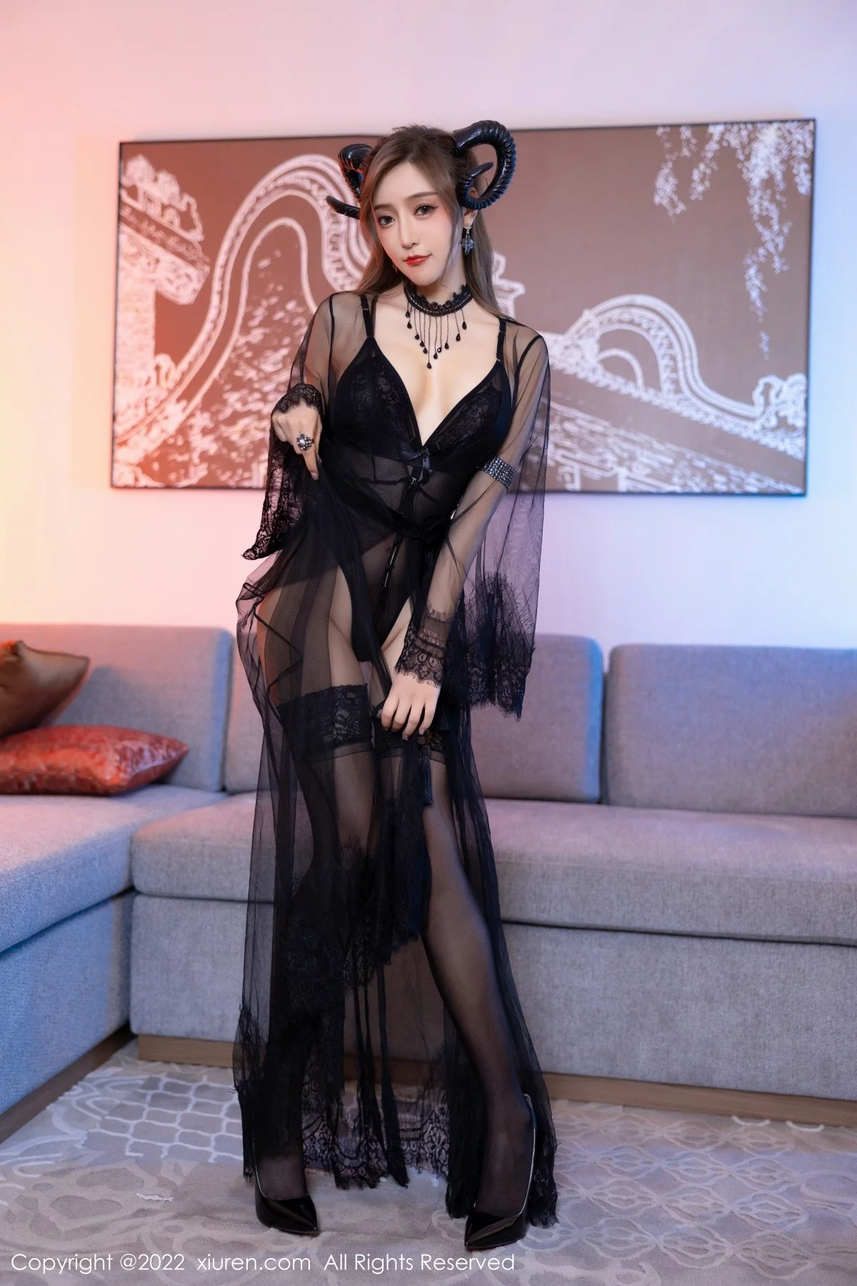 [[XiuRen秀人网]秀人网]No.5396_女神王馨瑶yanni私房性感轻透网纱配黑色蕾丝内衣完美诱惑写真82P