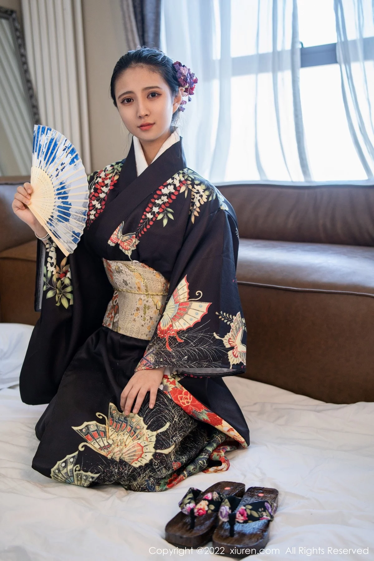 [[XiuRen秀人网]秀人网]No.5309_模特久久Aimee日系居家和服半脱露白色抹胸内衣秀豪乳诱惑写真62P