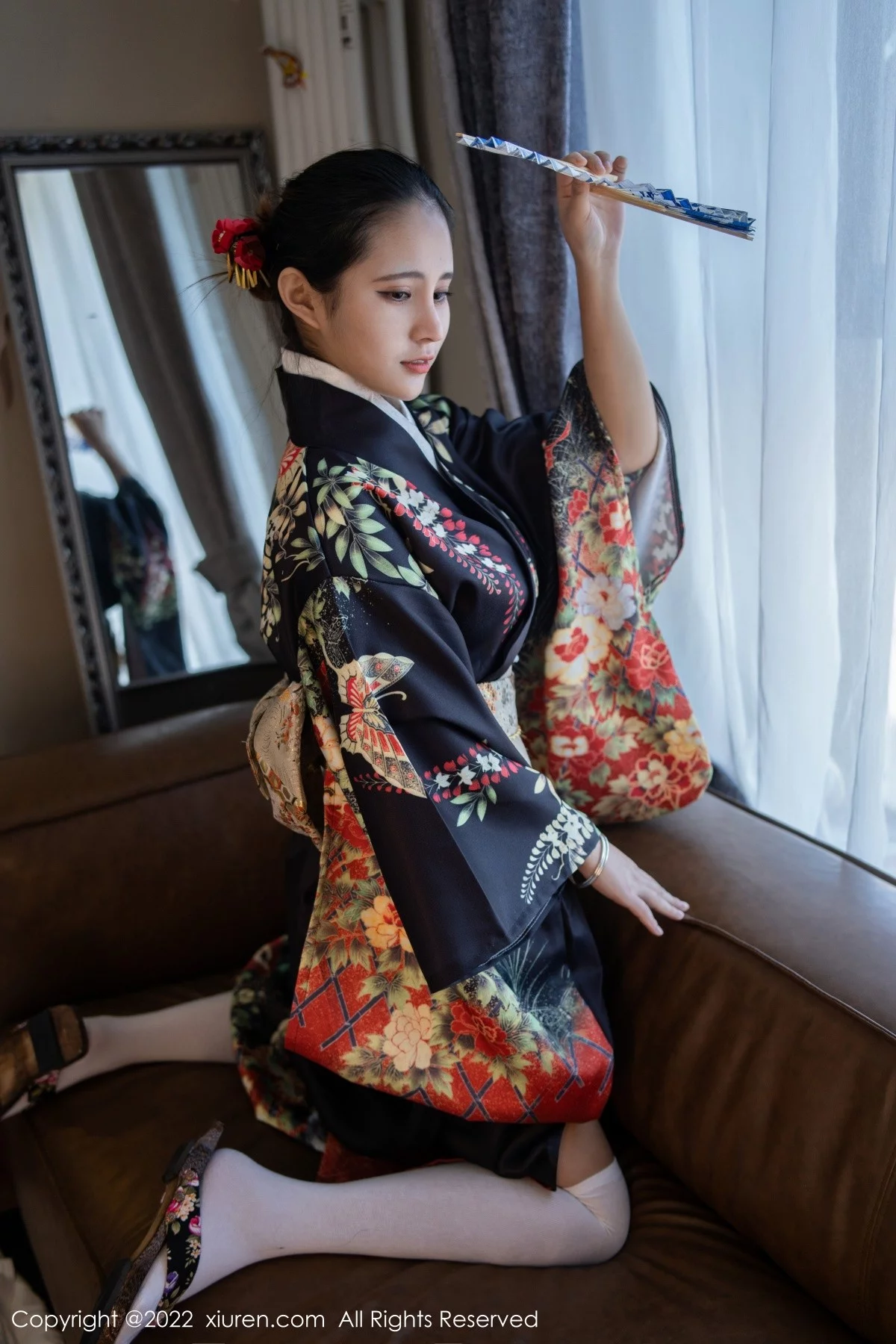 [[XiuRen秀人网]秀人网]No.5309_模特久久Aimee日系居家和服半脱露白色抹胸内衣秀豪乳诱惑写真62P