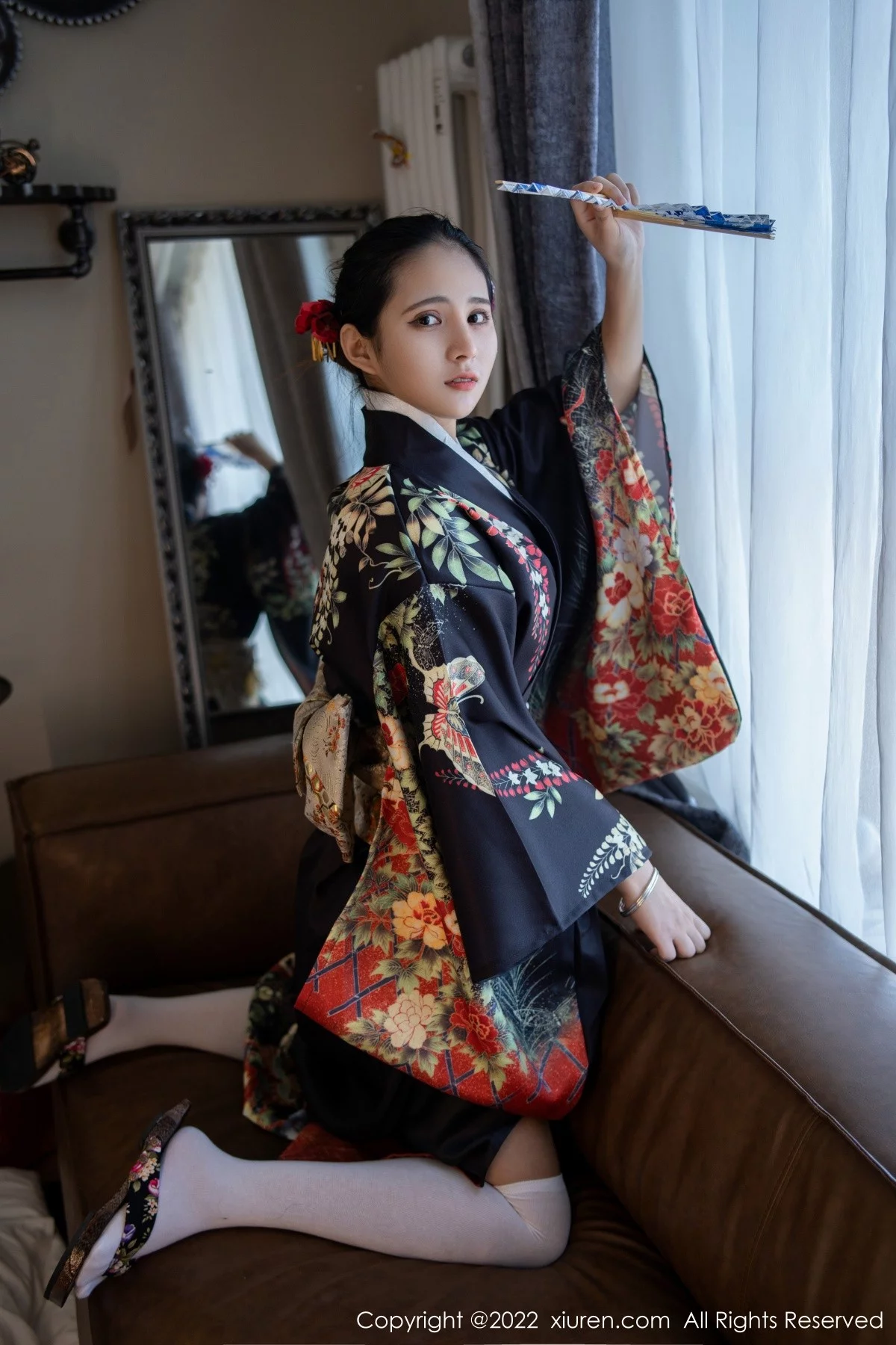 [[XiuRen秀人网]秀人网]No.5309_模特久久Aimee日系居家和服半脱露白色抹胸内衣秀豪乳诱惑写真62P