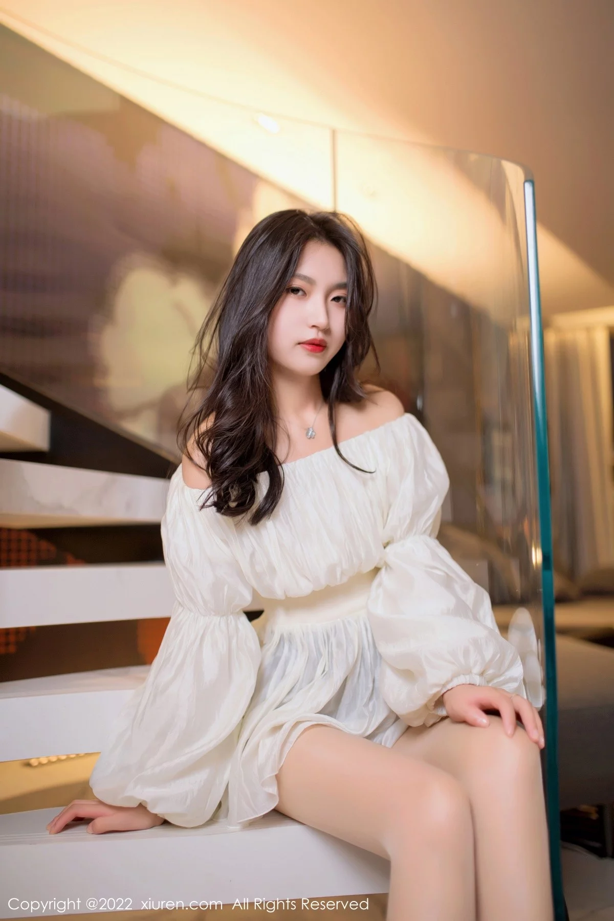 [[XiuRen秀人网]秀人网]No.5399_新人模特十九九私房多套性感服饰秀曼妙苗条身材迷人诱惑写真117P