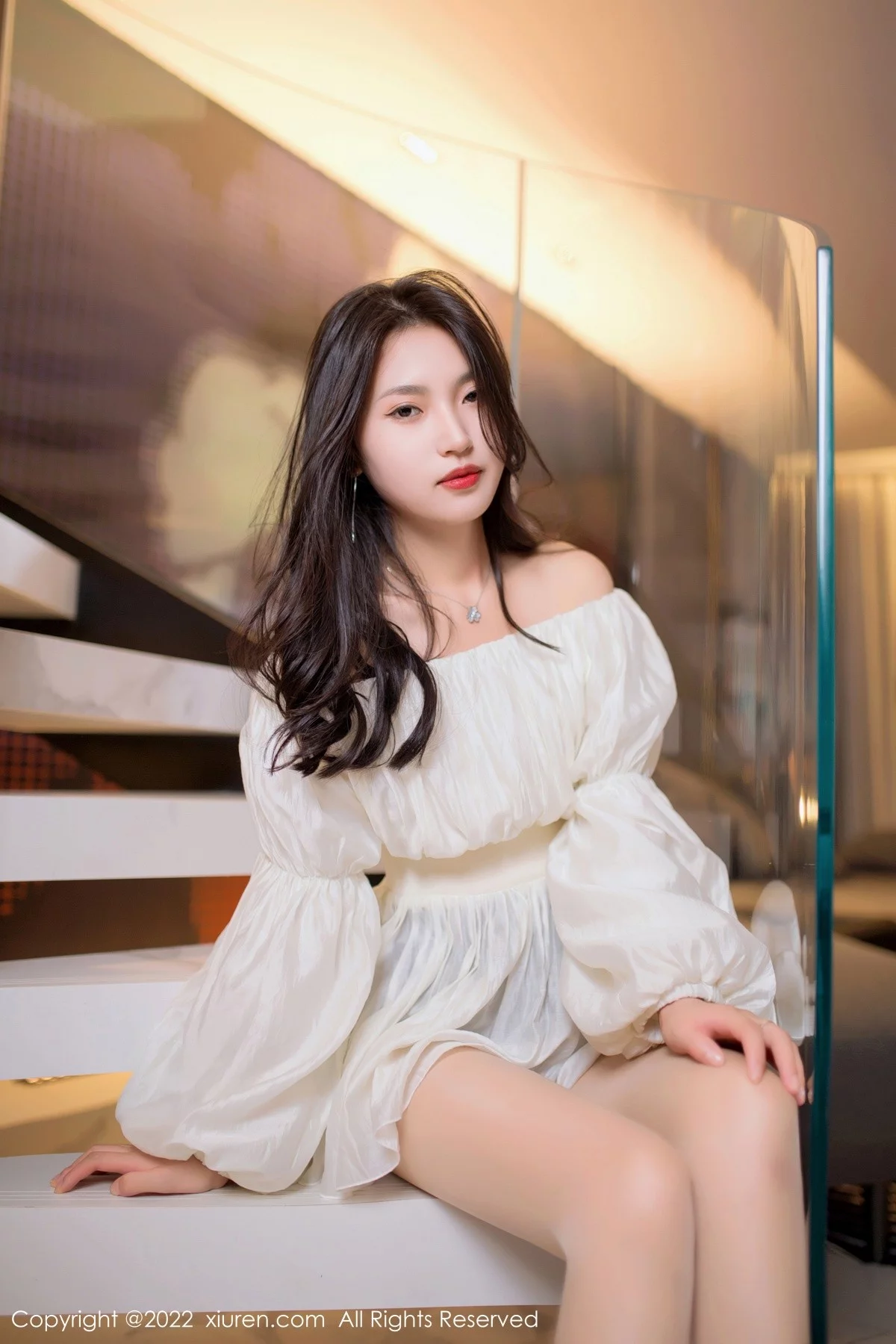 [[XiuRen秀人网]秀人网]No.5399_新人模特十九九私房多套性感服饰秀曼妙苗条身材迷人诱惑写真117P