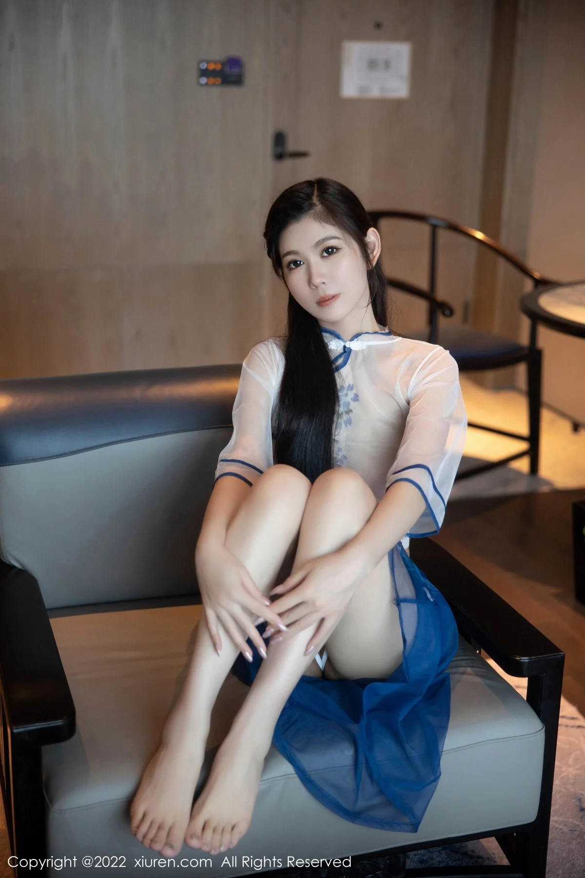 [[XiuRen秀人网]秀人网]No.5401_模特李雅柔182CM白色轻透古装服饰透视秀惹火身材诱惑写真60P