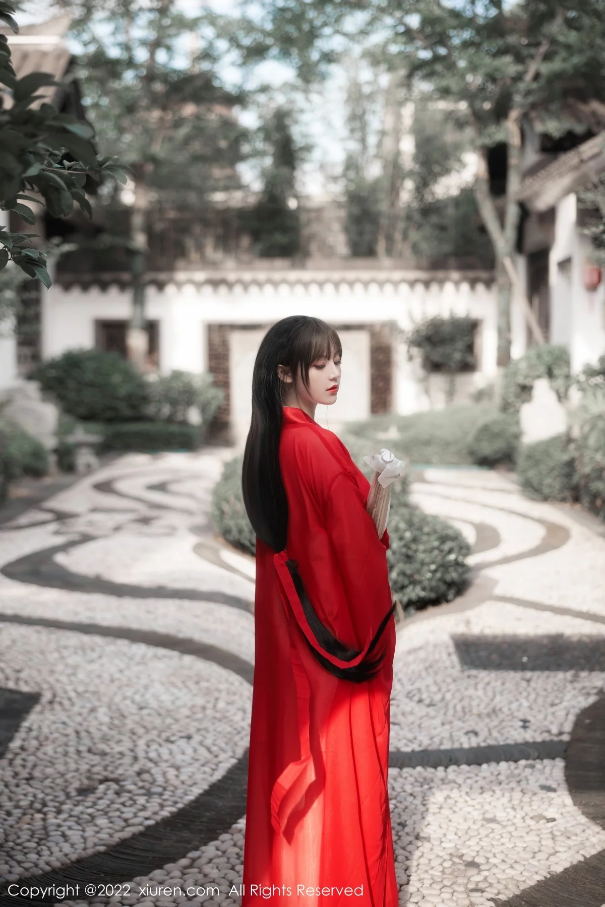 [[XiuRen秀人网]秀人网]No.5414_模特豆瓣酱性感红色唐韵古装服饰半脱露傲人豪乳惹火诱惑写真80P