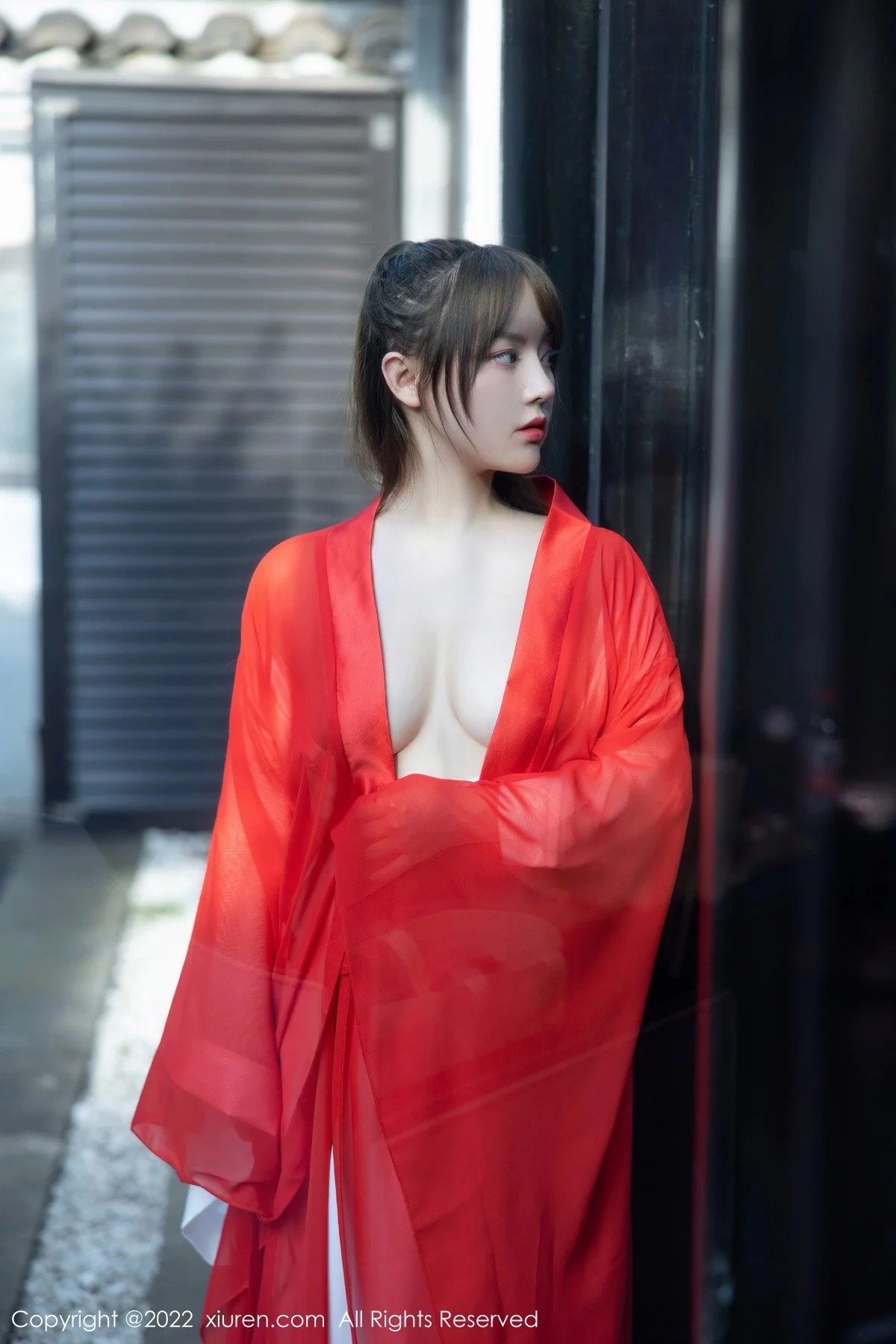 [[XiuRen秀人网]秀人网]No.5414_模特豆瓣酱性感红色唐韵古装服饰半脱露傲人豪乳惹火诱惑写真80P