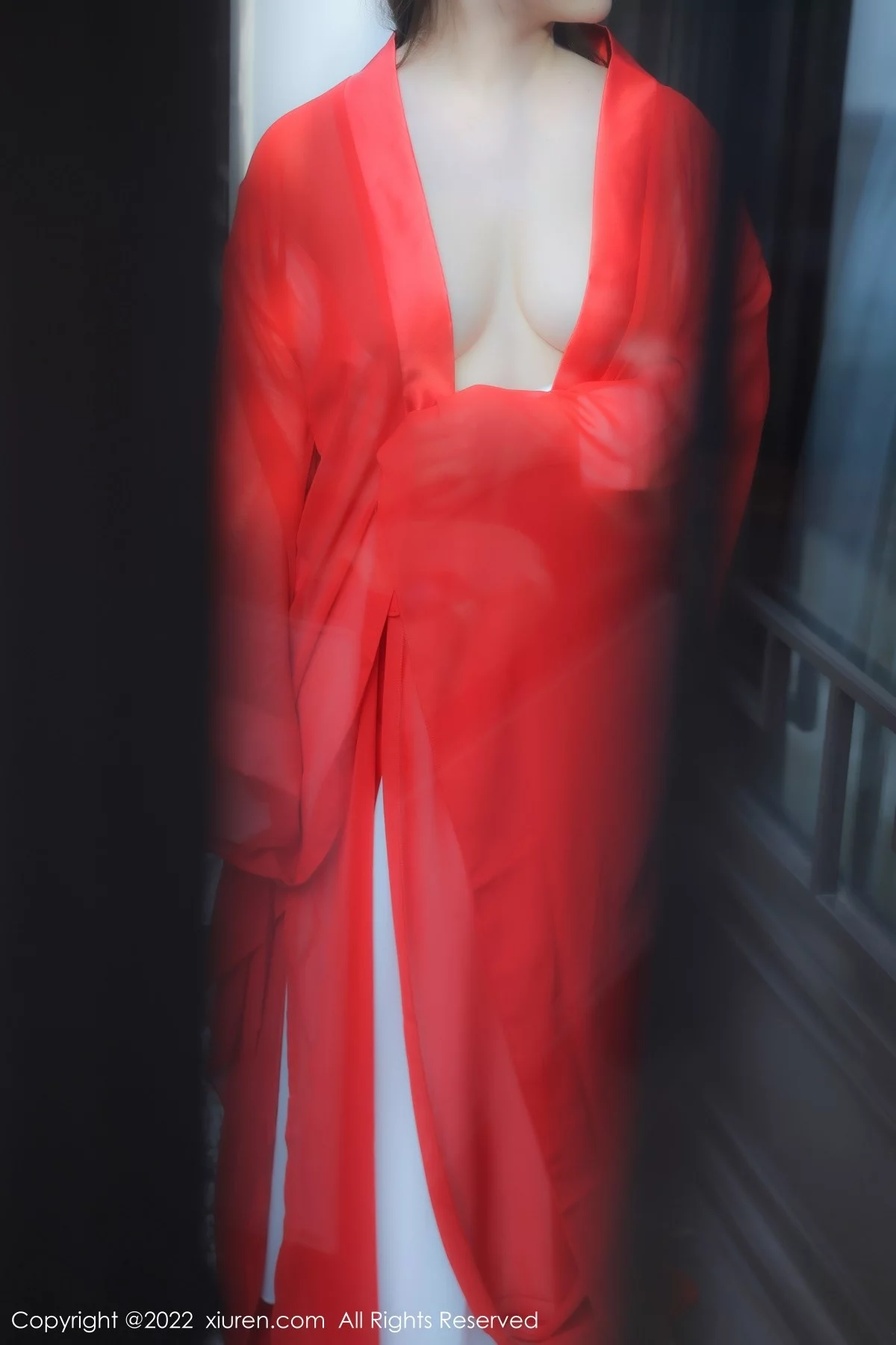 [[XiuRen秀人网]秀人网]No.5414_模特豆瓣酱性感红色唐韵古装服饰半脱露傲人豪乳惹火诱惑写真80P