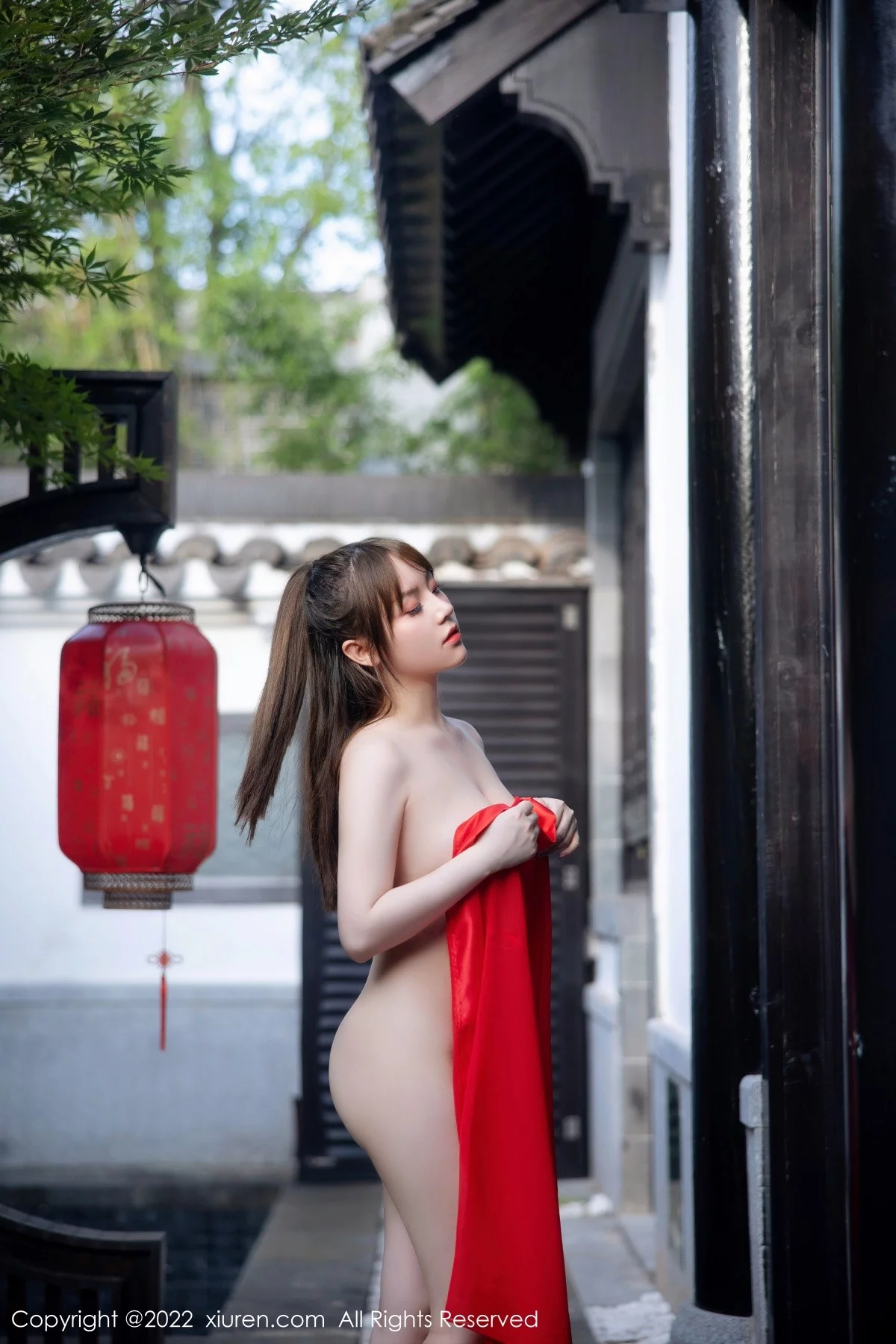 [[XiuRen秀人网]秀人网]No.5414_模特豆瓣酱性感红色唐韵古装服饰半脱露傲人豪乳惹火诱惑写真80P