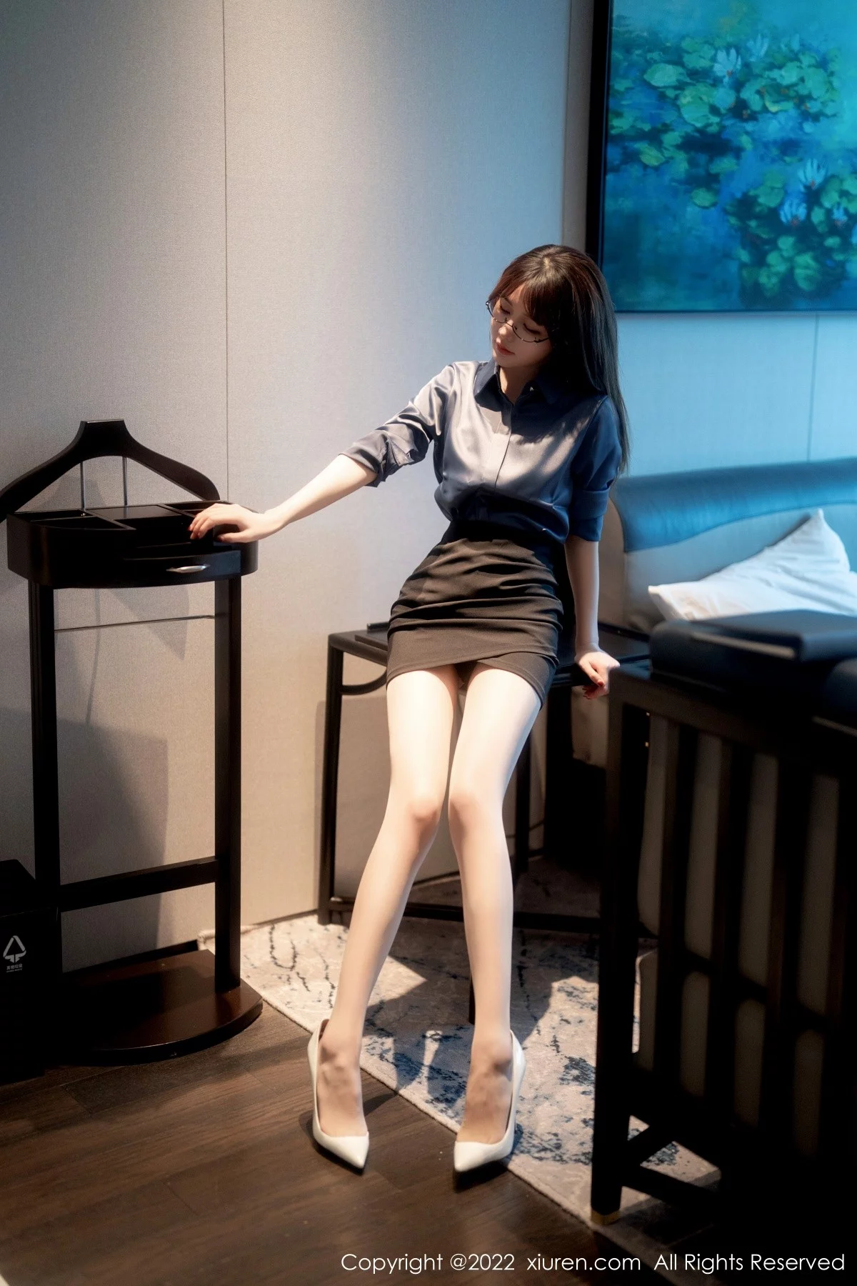 [[XiuRen秀人网]秀人网]No.5419_模特婠婠么文员角色扮演半脱露蕾丝内衣超薄无内肉丝诱惑写真75P