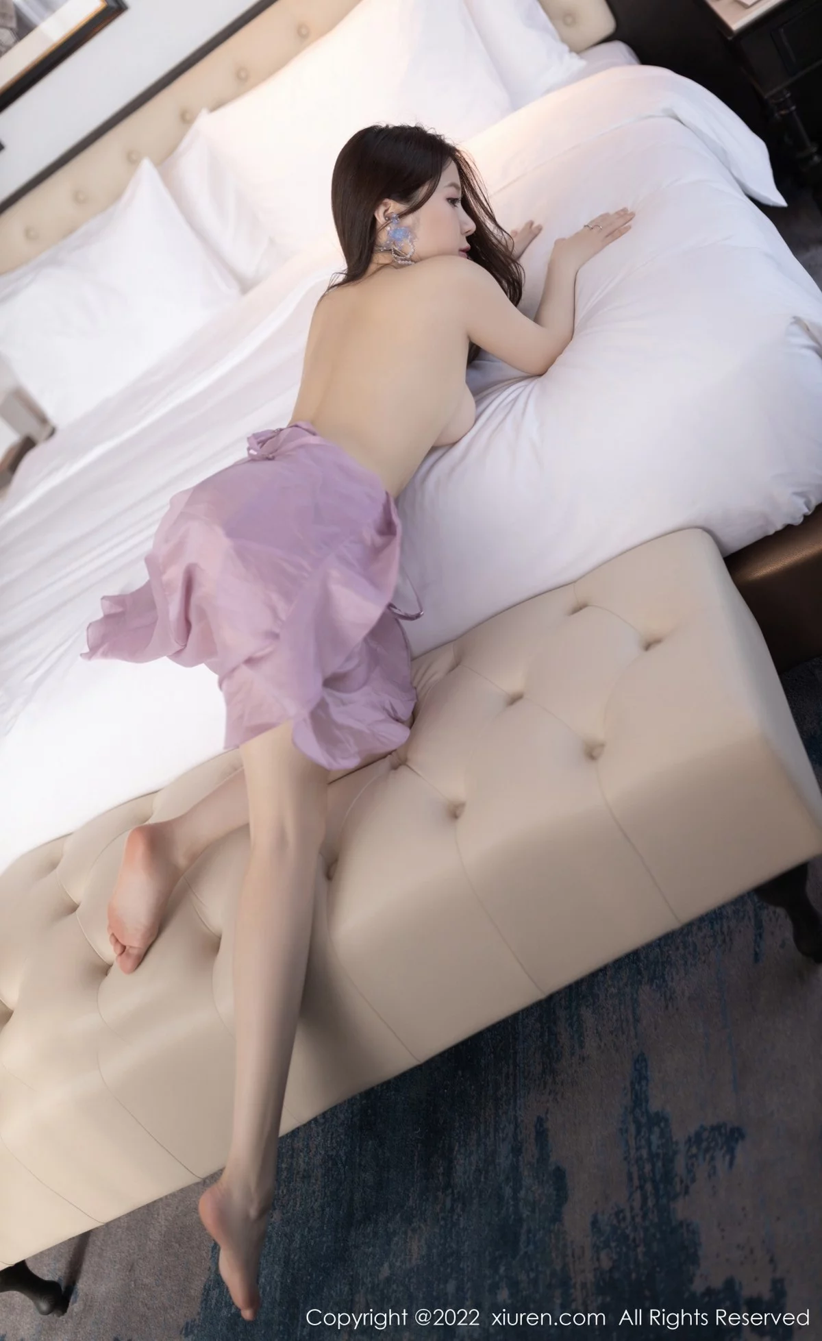 [[XiuRen秀人网]秀人网]No.5432_模特鱼子酱Fish私房紫色吊带裙配超薄黑丝半脱露豪乳诱惑写真73P